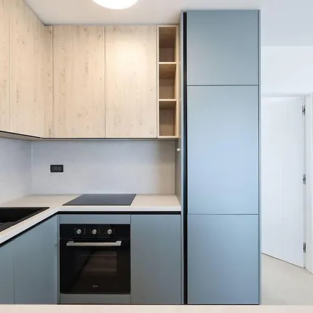 3 Bedroom Lovely In 프리블라카