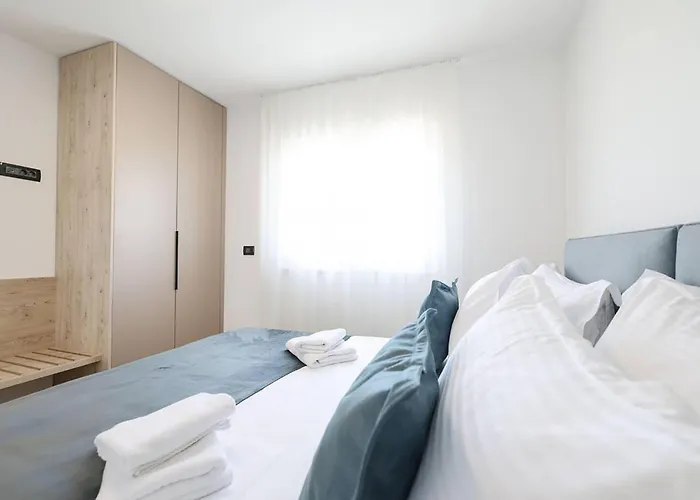 Apartament In With Wifi Privlaka (Zadar)