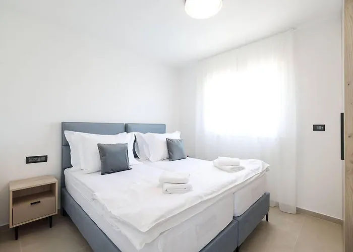 Apartament In With Wifi